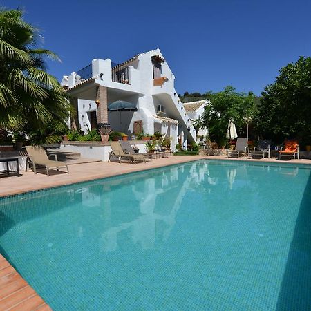 Cortijo La Haza Bed & Breakfast Iznájar Exterior photo