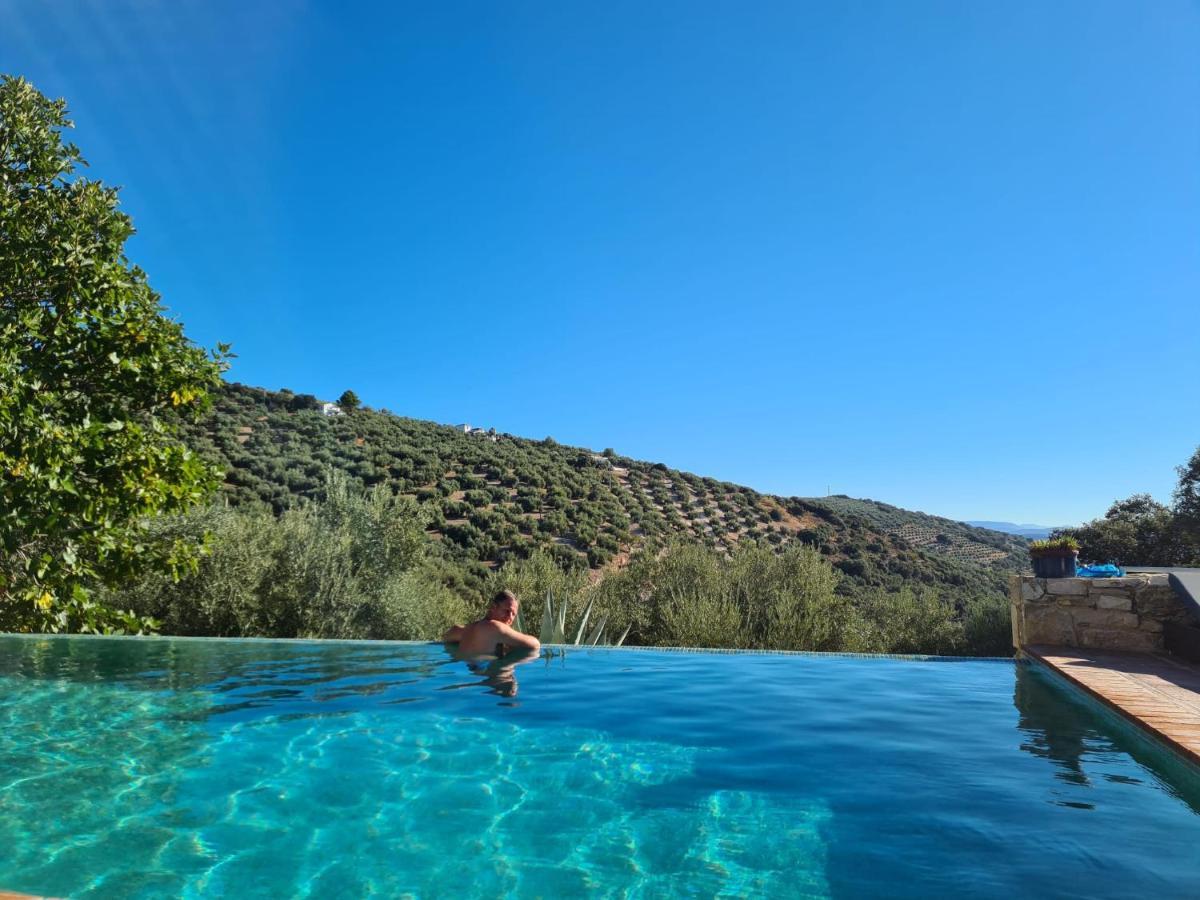 Cortijo La Haza Bed & Breakfast Iznájar Exterior photo