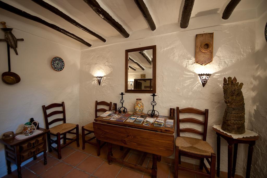 Cortijo La Haza Bed & Breakfast Iznájar Exterior photo