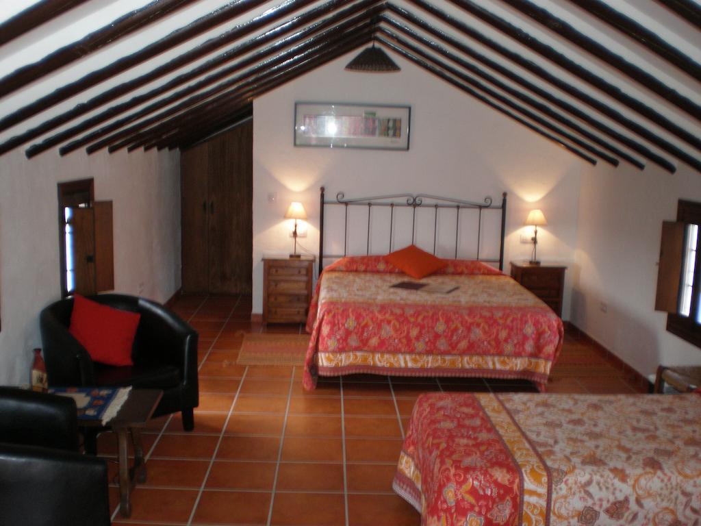 Cortijo La Haza Bed & Breakfast Iznájar Room photo